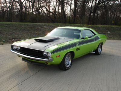 dodge challenger  70